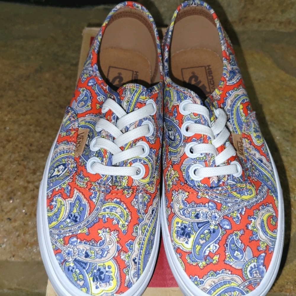 VANS Authentic+ Paisley